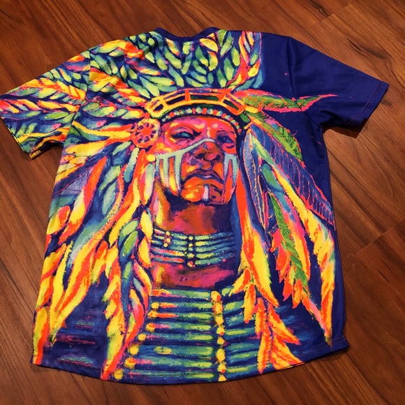 Unisex Vibrant Colored Indian Head T-Shirt💕 - Picture 2 of 4